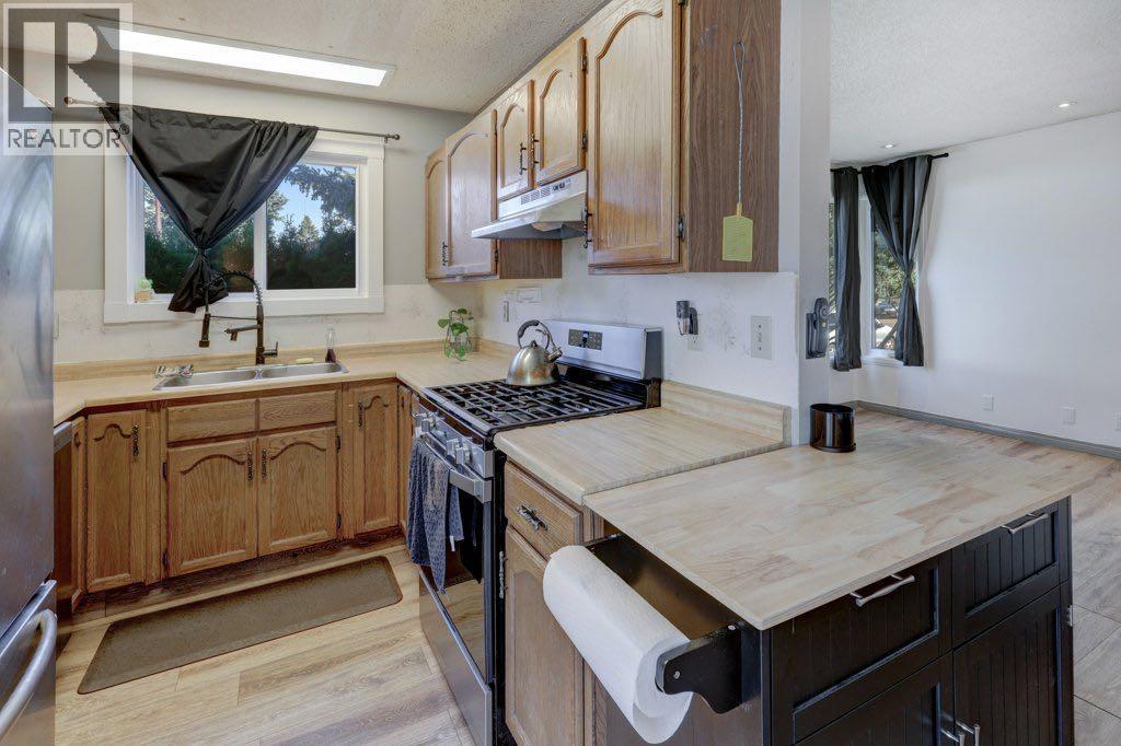 31 Castledale Way NE - 7