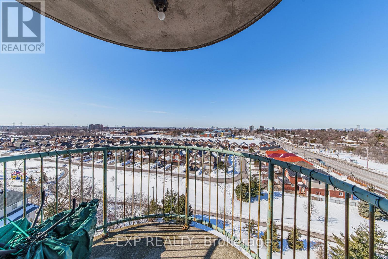 2 Bed, 2 Bath House for Sale in Ottawa – 1004 – 1440 HERON ROAD, Ottawa – MLS# X13754016 - Image 23