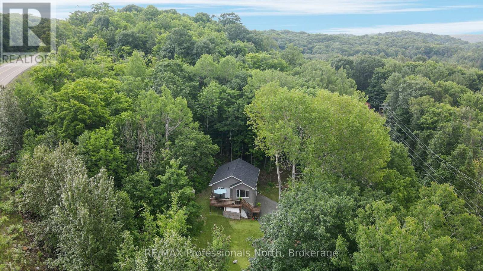 1065 HENDERSON'S ROAD - 2