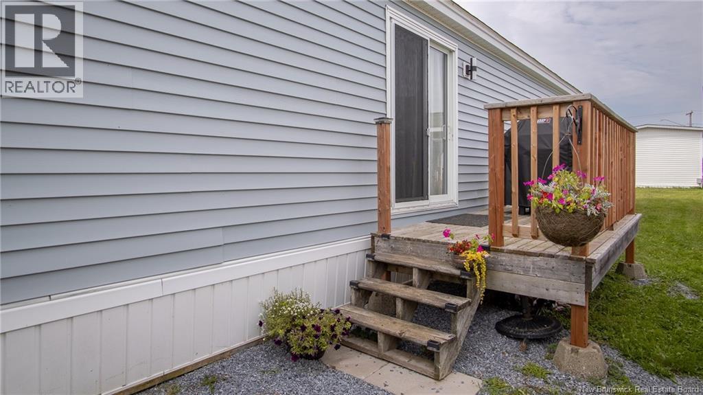 15 Dwayne Avenue - Image 25