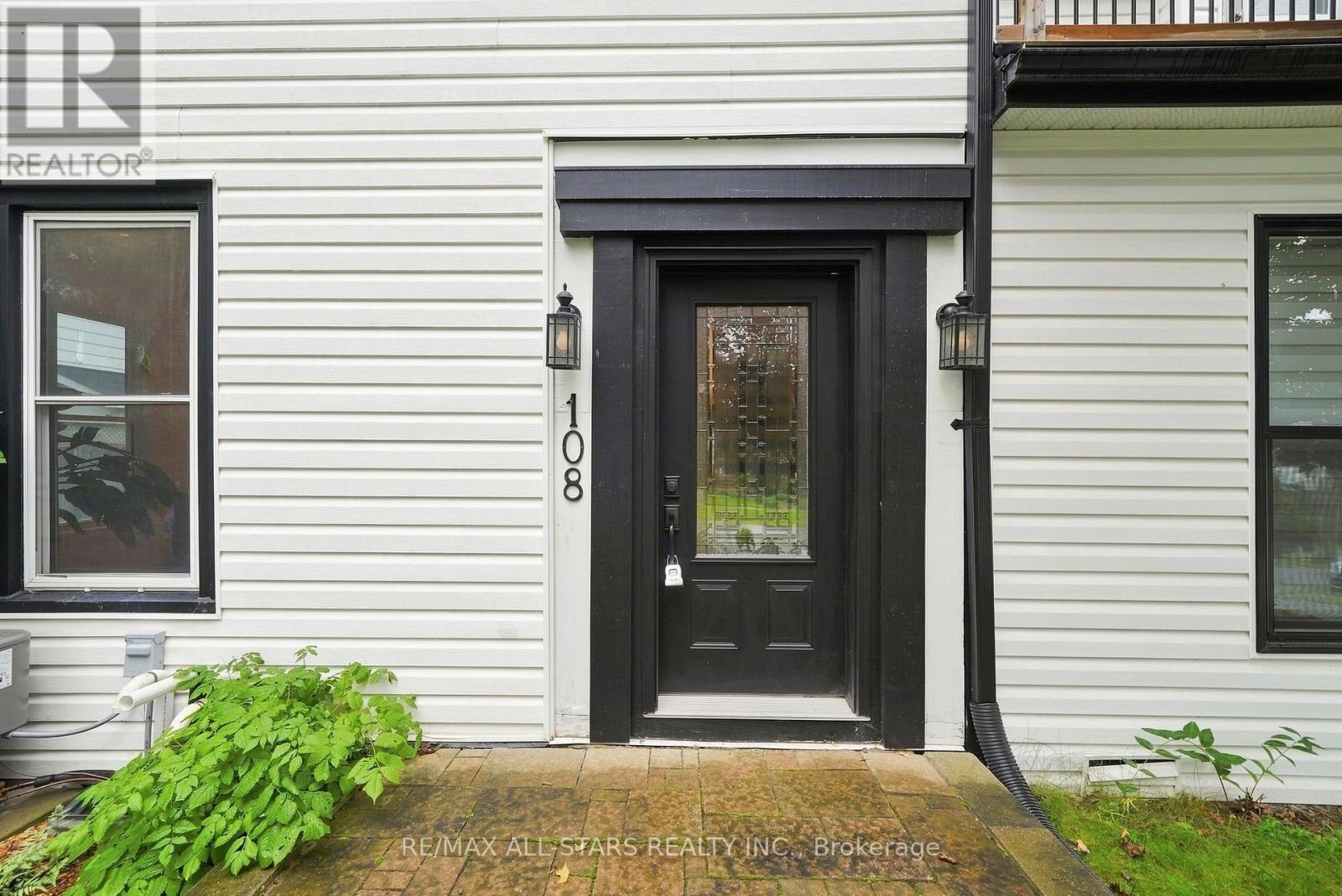 108 MECHANIC STREET, Uxbridge — photo 4