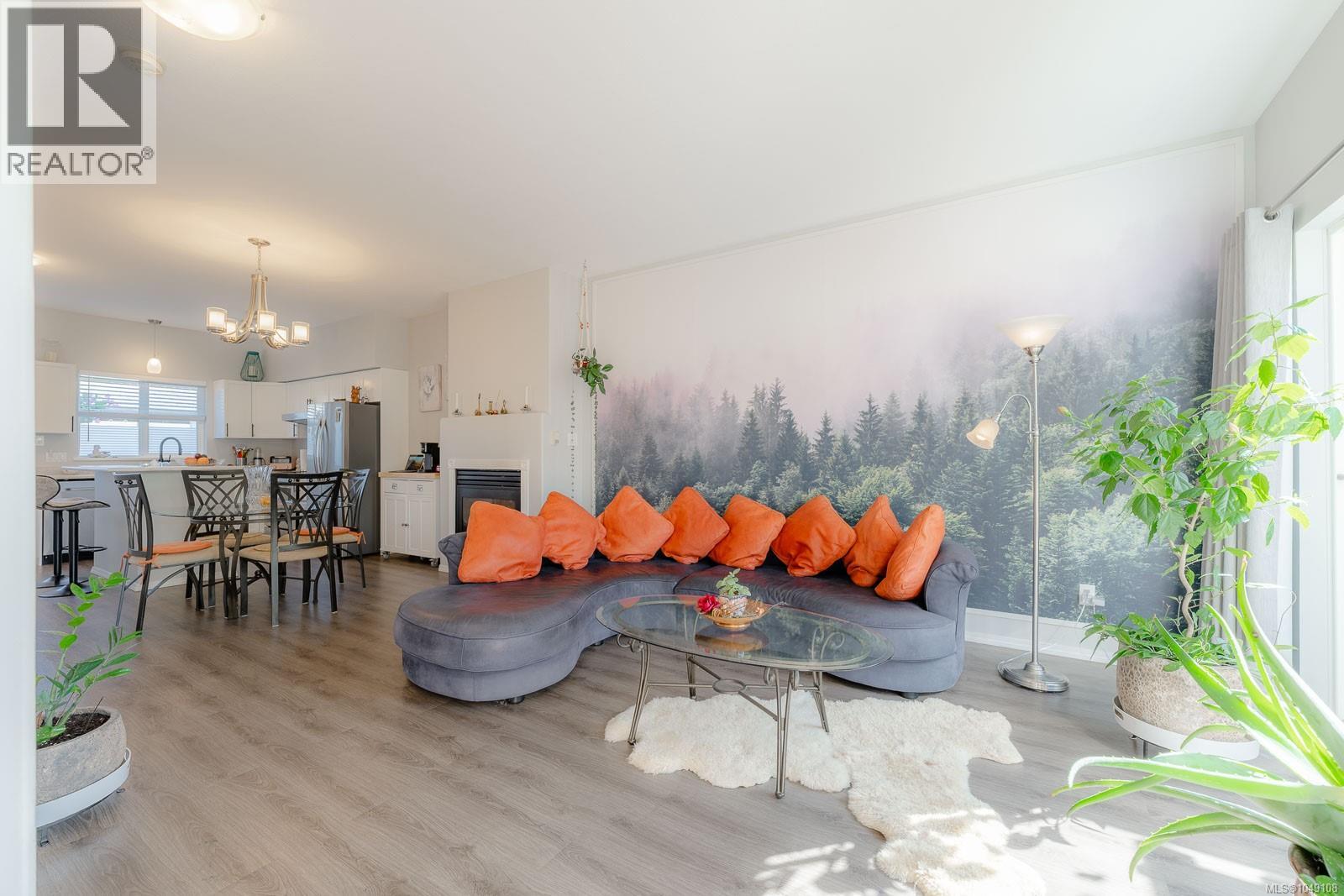 5433 Woodland Cres W - 10