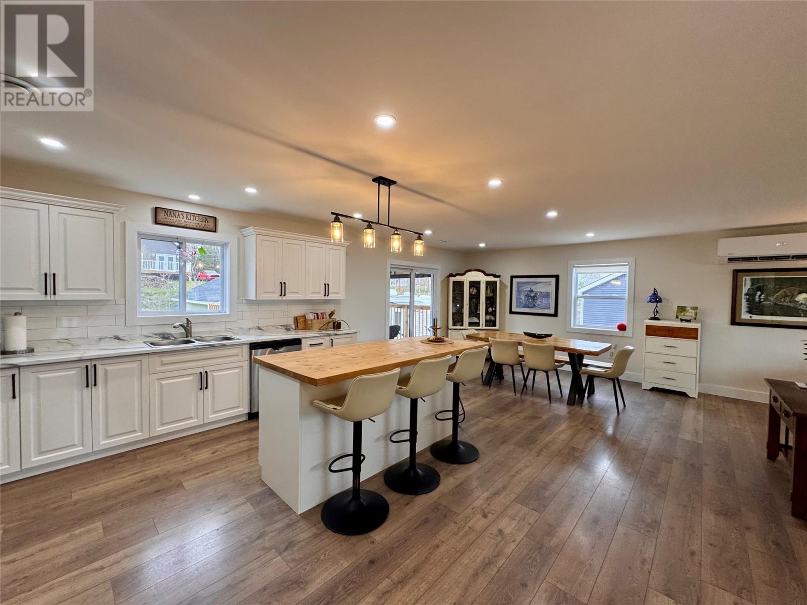 6 Stella Place, Deer Lake — photo 5
