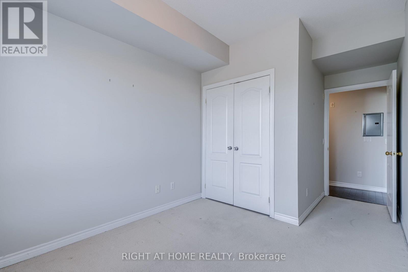 483 FAITH AVENUE - 19