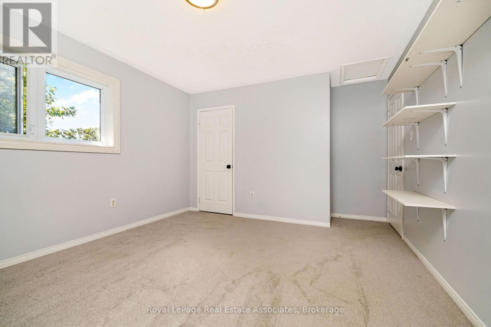 5 EARLY STREET - Image 27