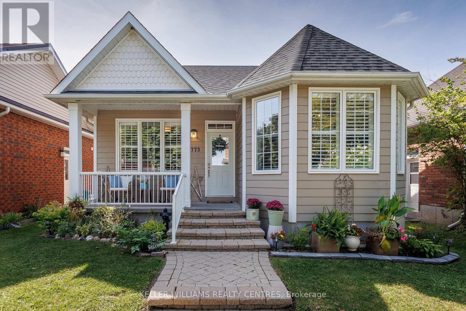 773 PRINCE OF WALES DRIVE - 1