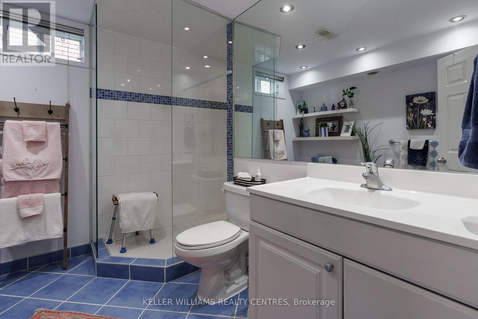 773 PRINCE OF WALES DRIVE - 30