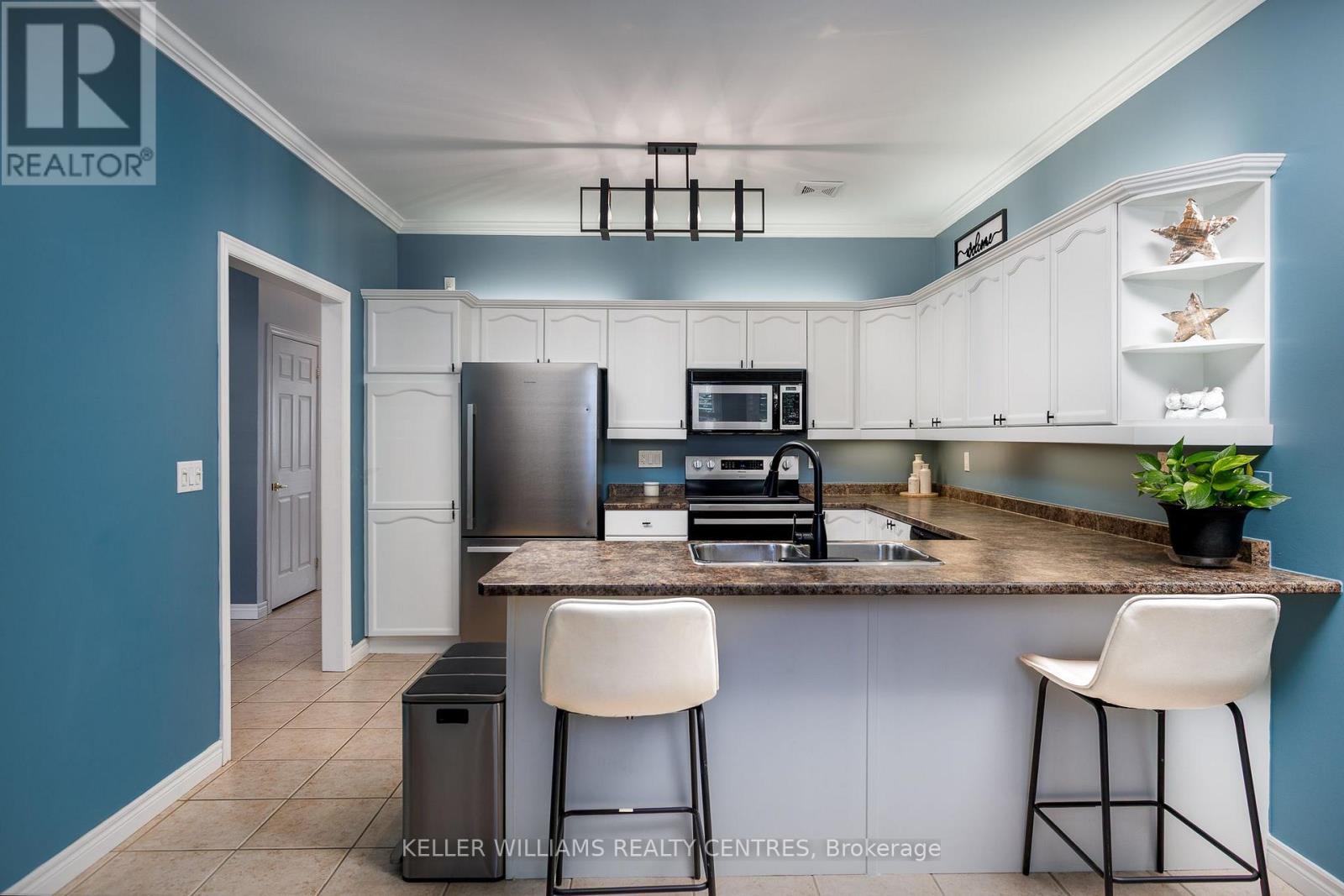 773 PRINCE OF WALES DRIVE - 8