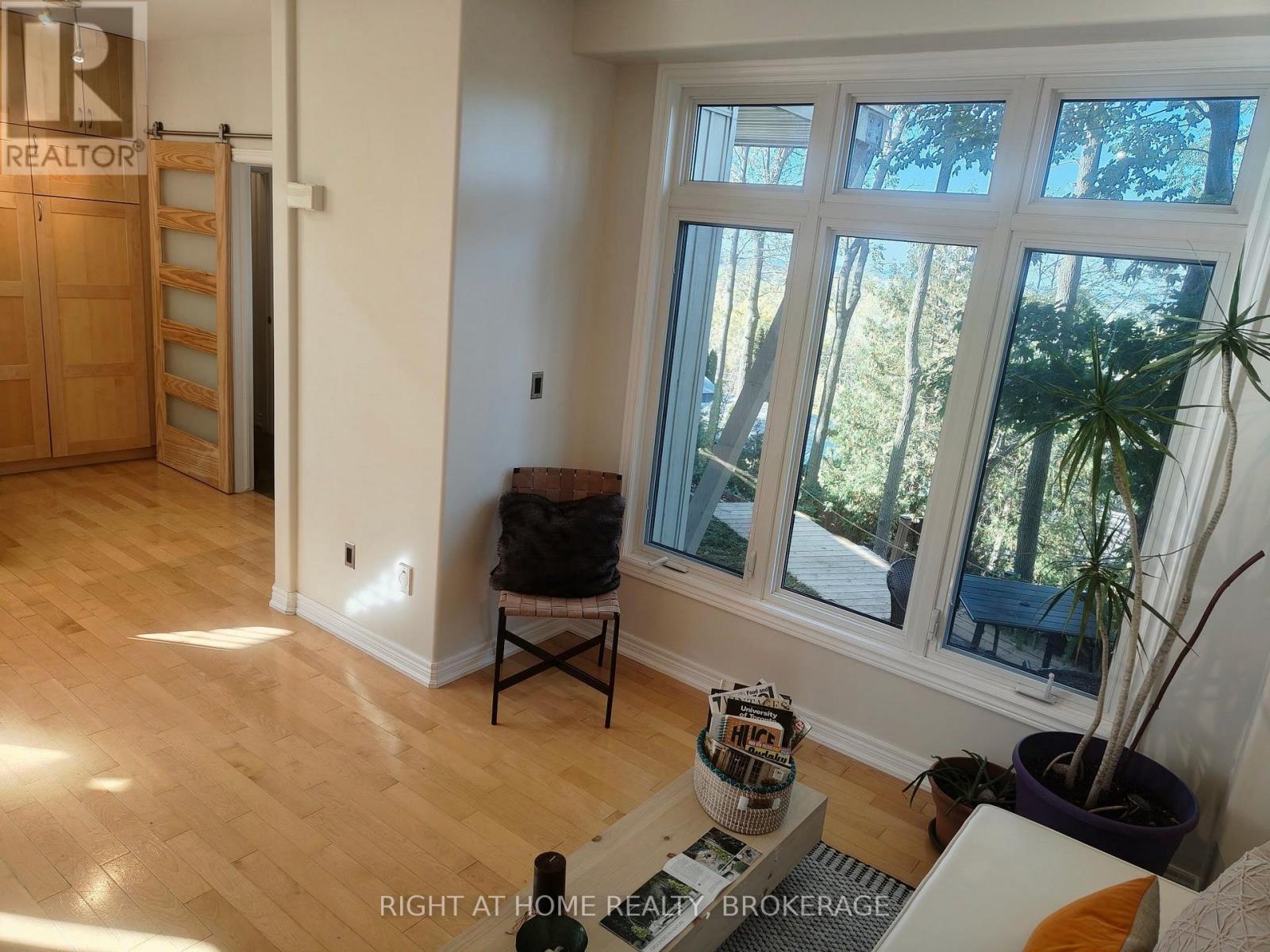 22 URSULA AVENUE - Image 15