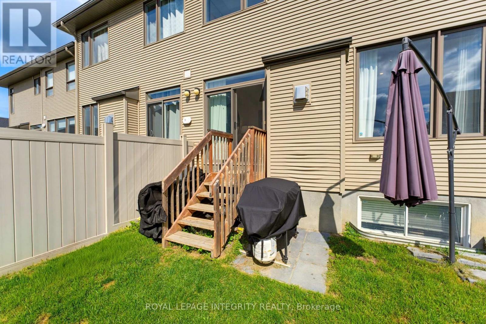 4 Bed, 3 Bath House for Sale in Ottawa – 958 OMAGAKI WAY, Ottawa – MLS# X13764312 - Image 46