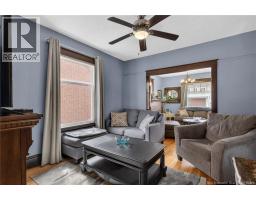 425 Lutz Street, photo 16
