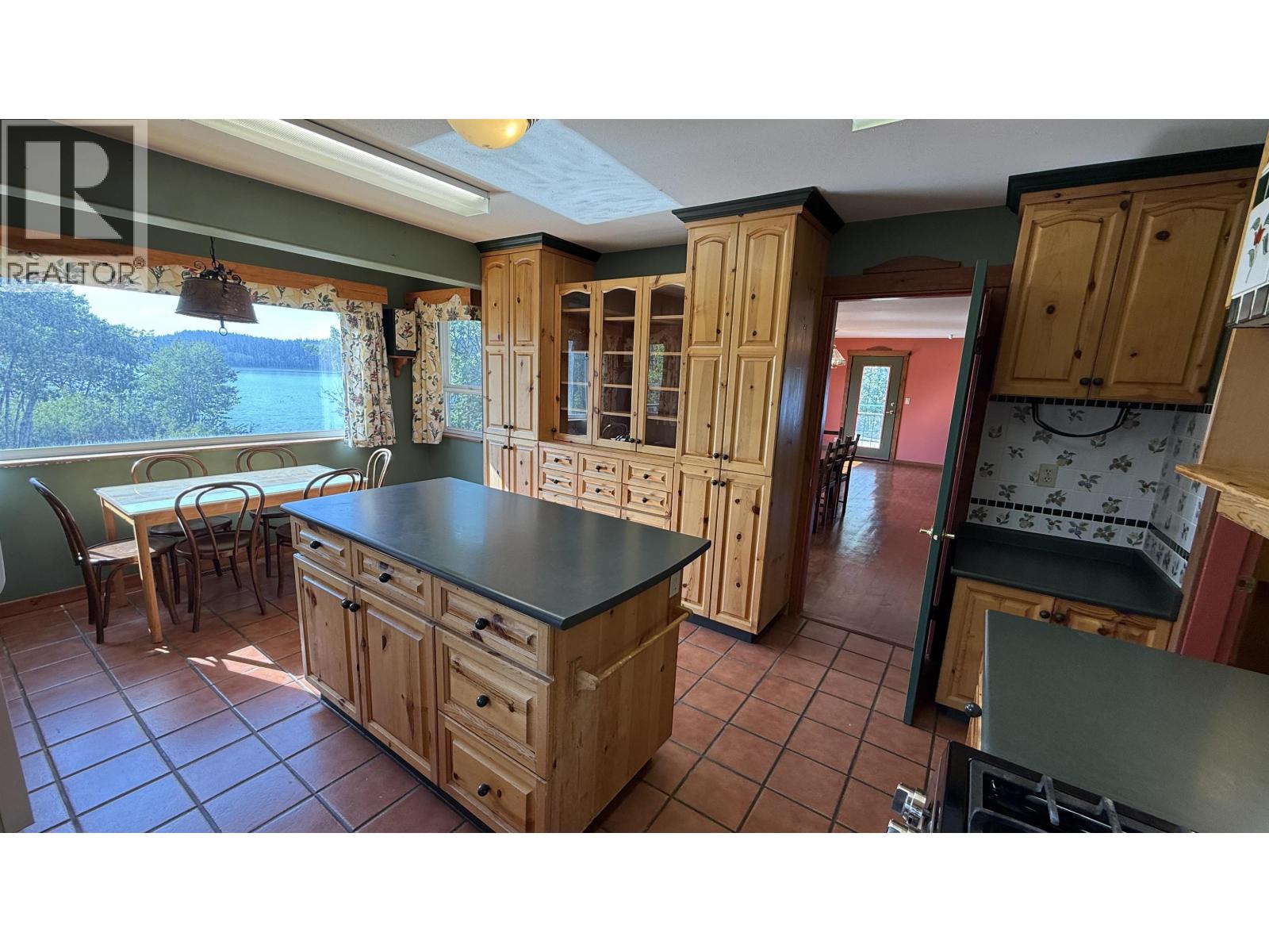 4751 CHILCOTIN CRESCENT - Image 10