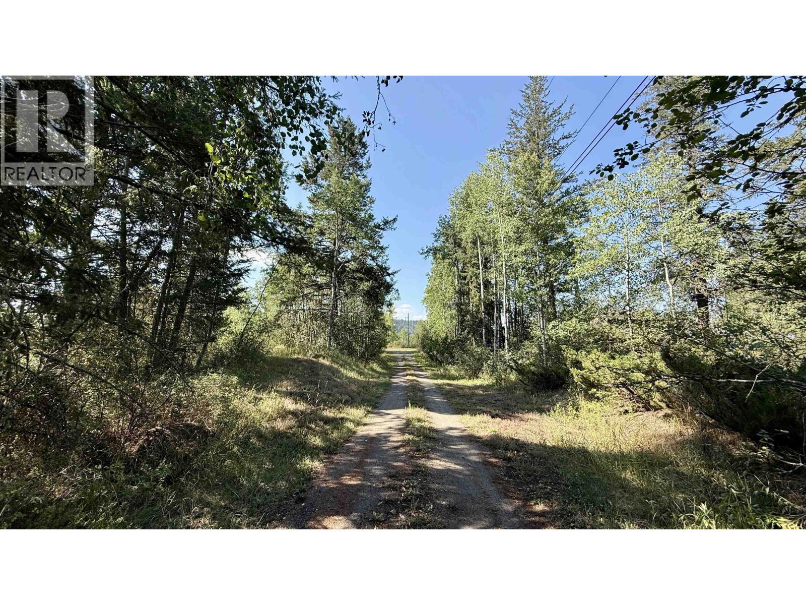 4751 CHILCOTIN CRESCENT - 35