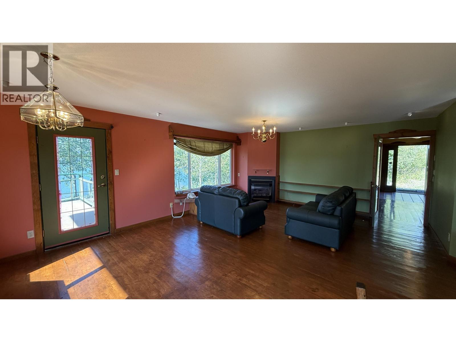 4751 CHILCOTIN CRESCENT, 108 Mile Ranch — photo 5