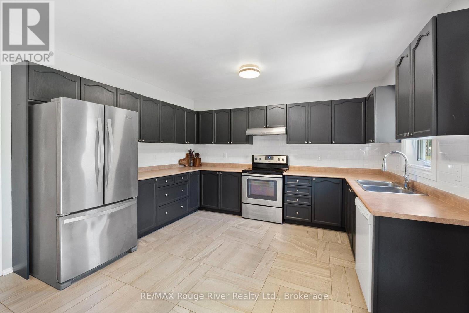 44 RAPLEY BOULEVARD - Image 23