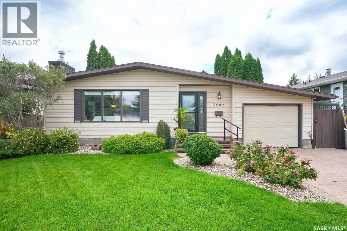 3507 Balfour STREET - 1