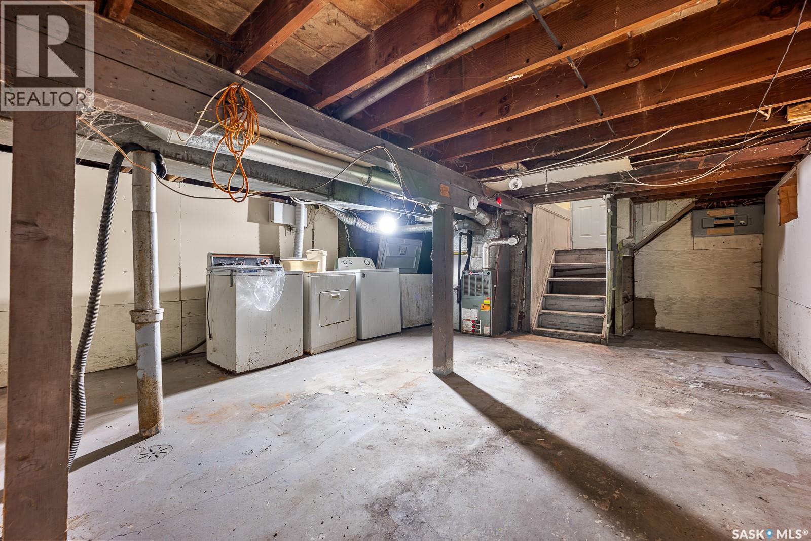 1225 KING STREET, Regina Saskatchewan — photo 9