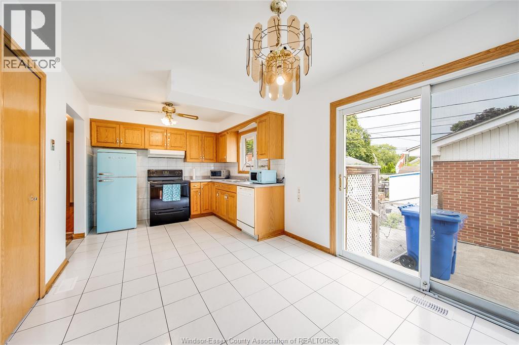 1044 MARJORIE DRIVE - 11