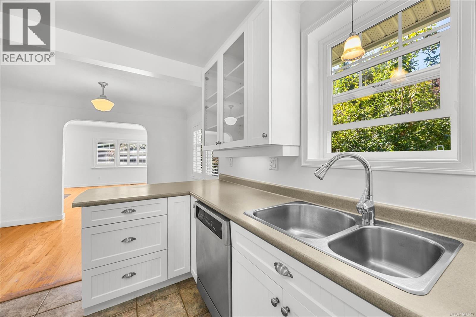 1002 Walema Ave - 13