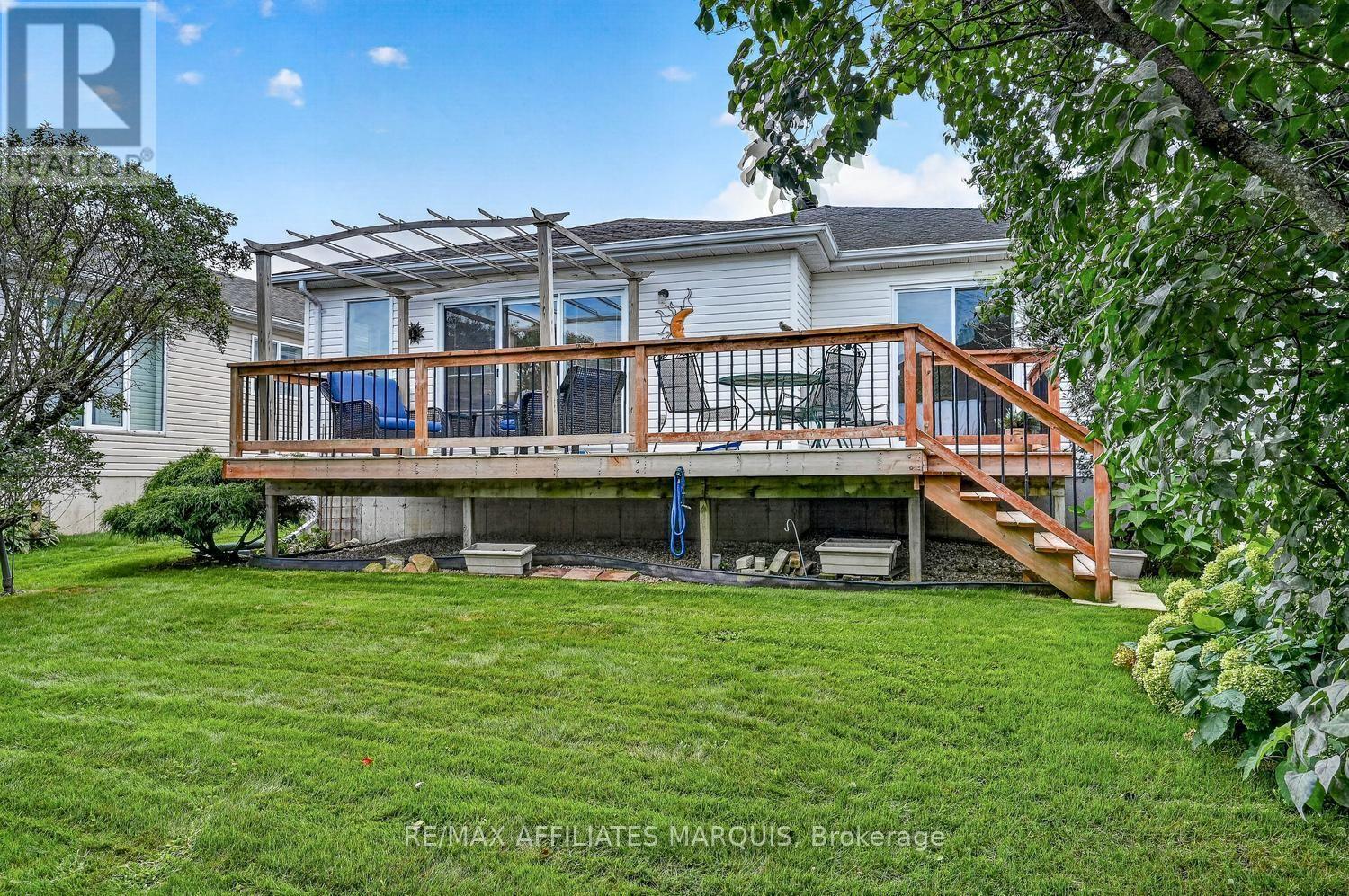 11 DECARIA BOULEVARD - 43