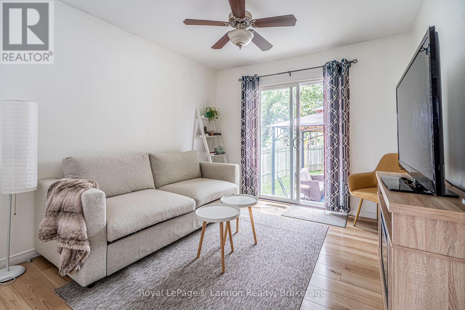 431 CHURCHILL DRIVE W - 15
