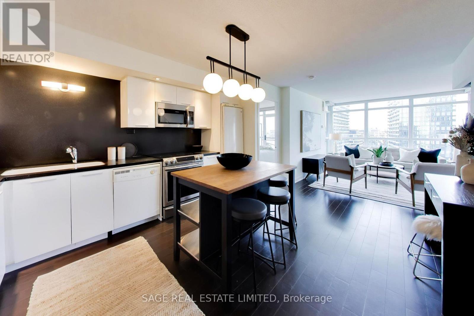 #2205 25 CAPREOL COURT - 14