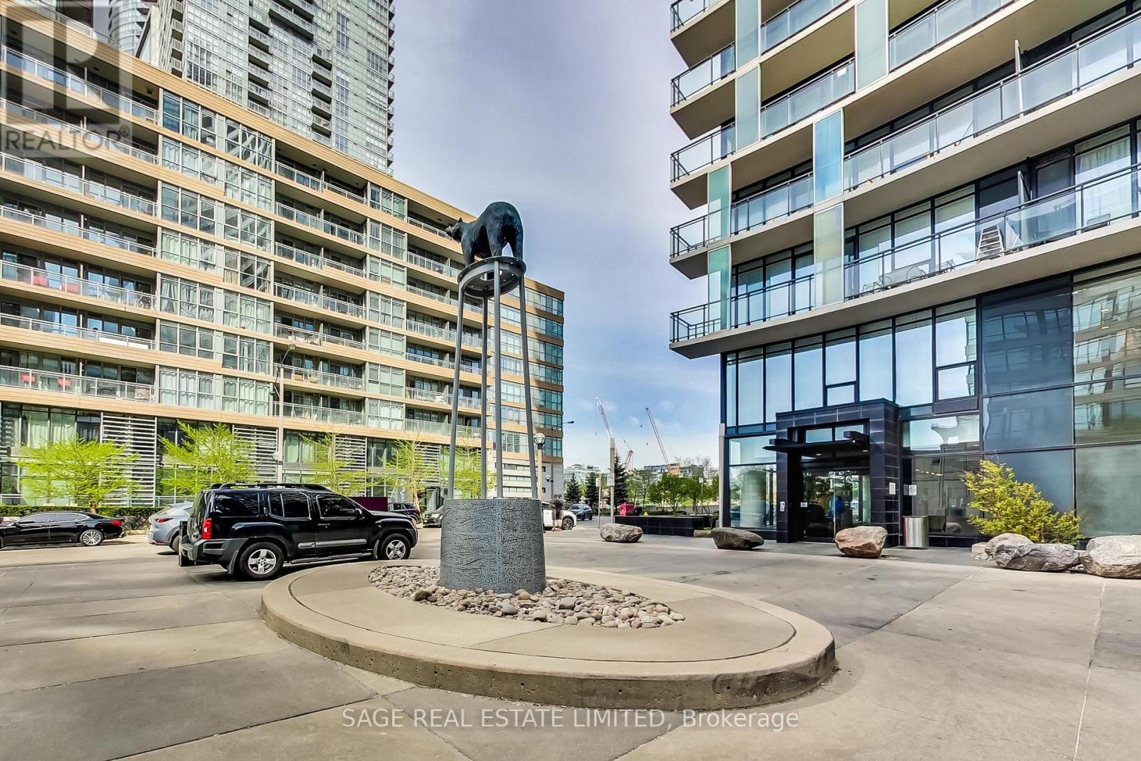 #2205 25 CAPREOL COURT - 7
