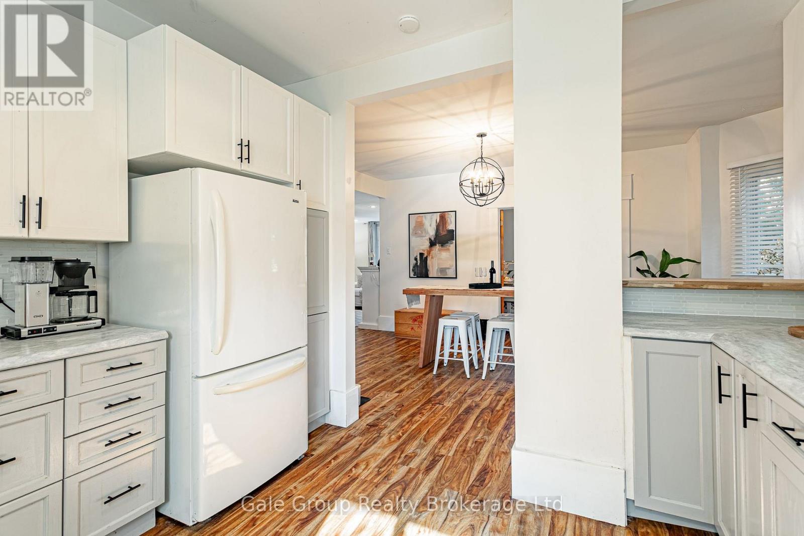 83 VICTORIA STREET N - Image 14