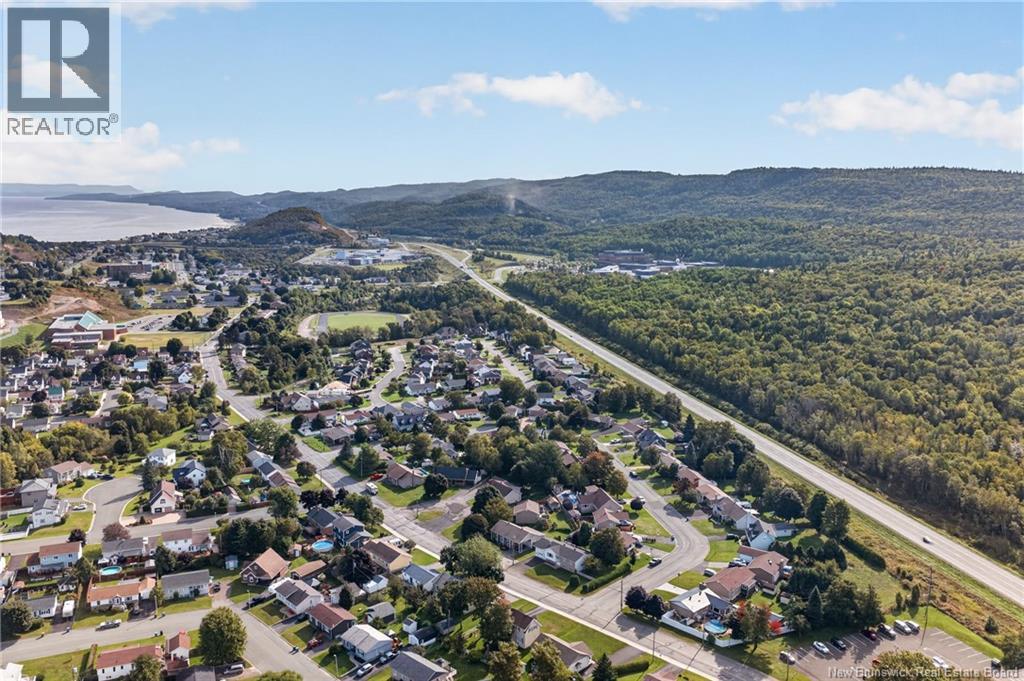 11 Walker Crescent - 17