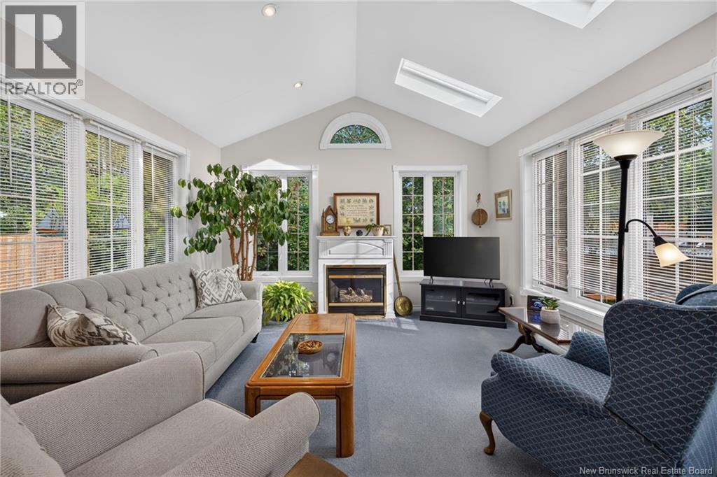 11 Walker Crescent - Image 21