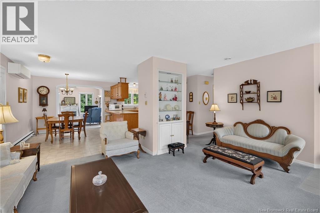 11 Walker Crescent - 26