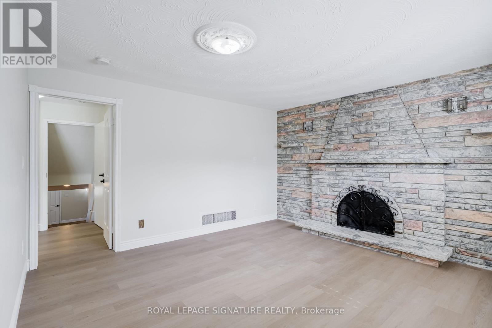 40 BEAMSVILLE DRIVE - 22