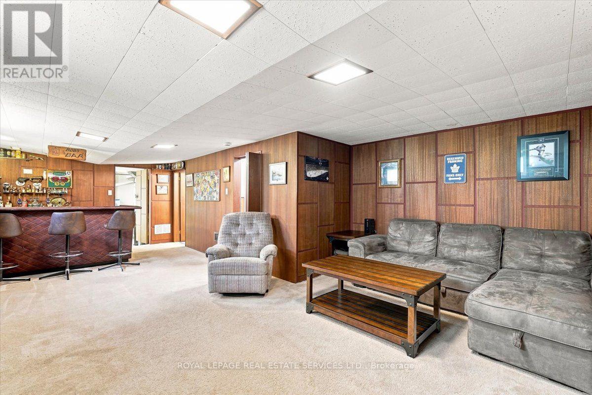 142 CASS AVENUE - 19