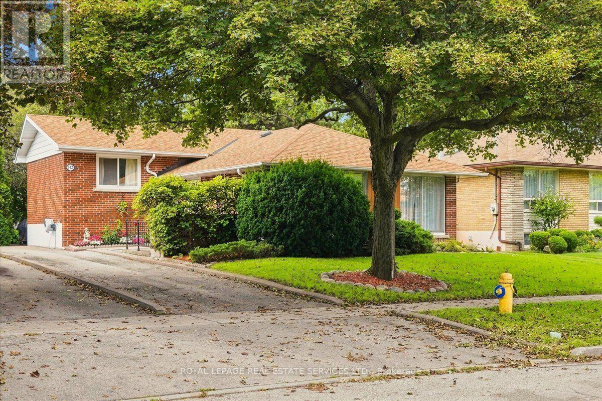 142 CASS AVENUE - 26
