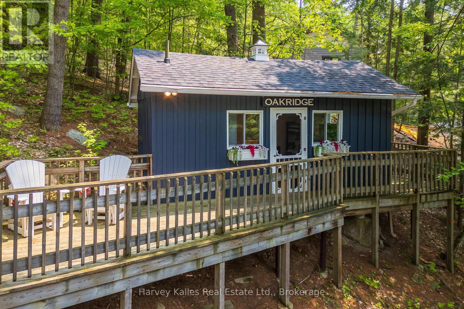 #3 1062 PENNWOOD ROAD - 26