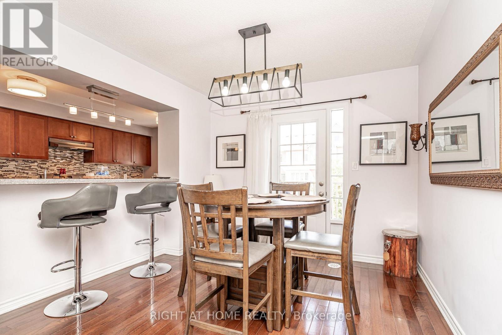 264 WETENHALL LANDING - 11