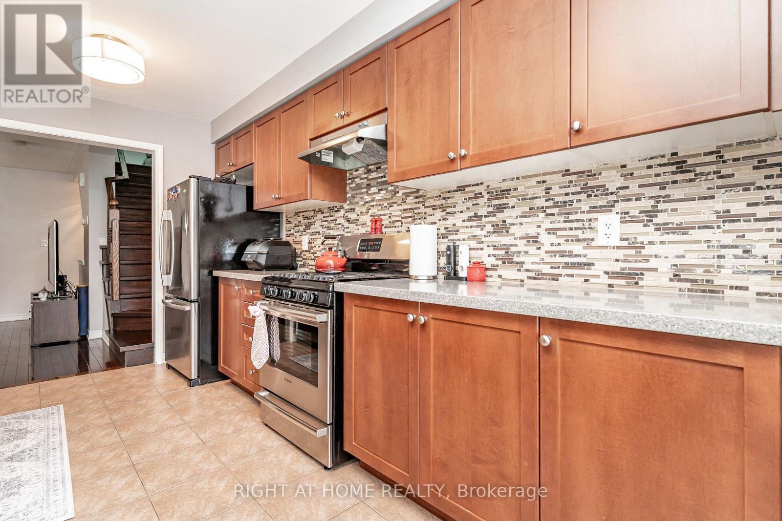264 WETENHALL LANDING - 17