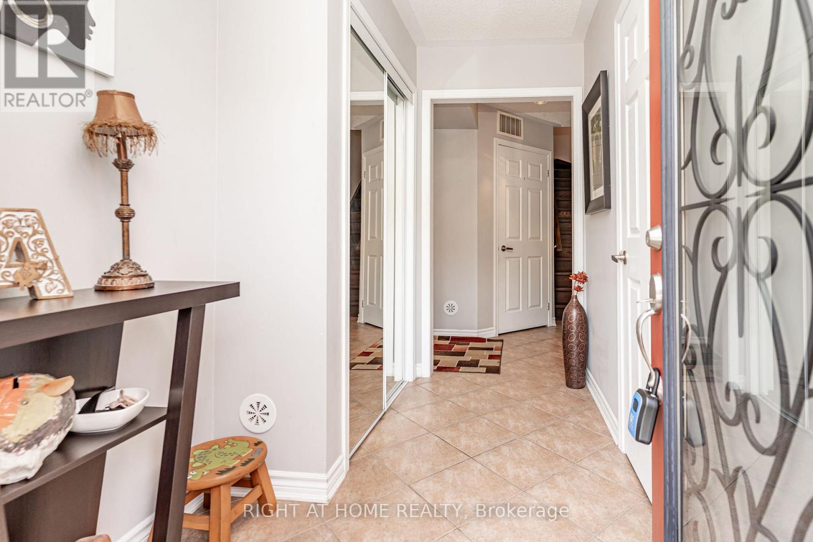 264 WETENHALL LANDING - 5