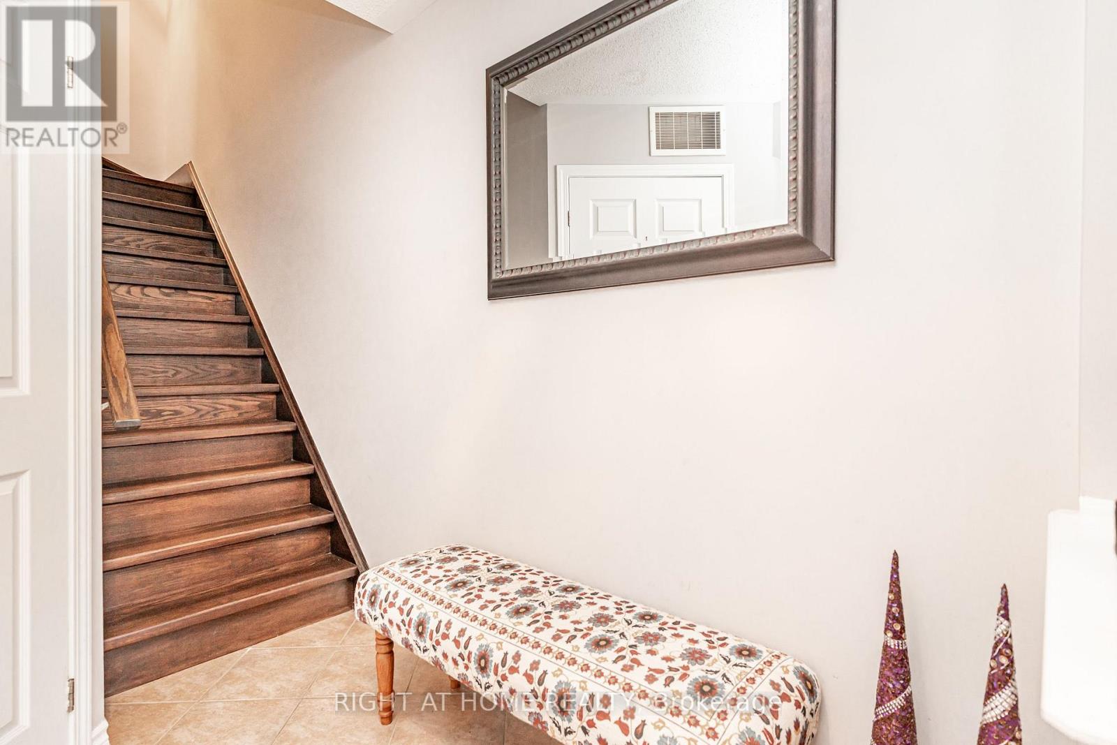 264 WETENHALL LANDING - 7