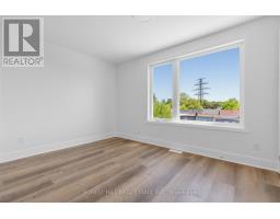 2 - 40 Ed Clark Gardens, Toronto, ON M6N0B5 Photo 17