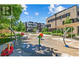 2 - 40 Ed Clark Gardens, Toronto, ON M6N0B5 Photo 26