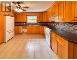 4pc Bathroom - 816 Camperdown Road, Camperdown, NS B4V6S1 Photo 8