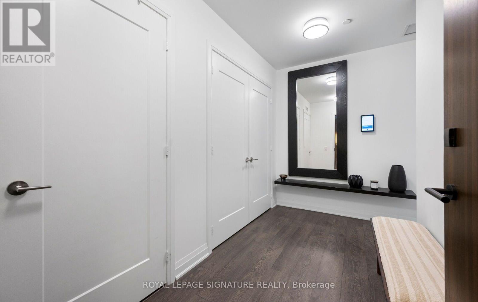#526 280 HOWLAND AVENUE - 18