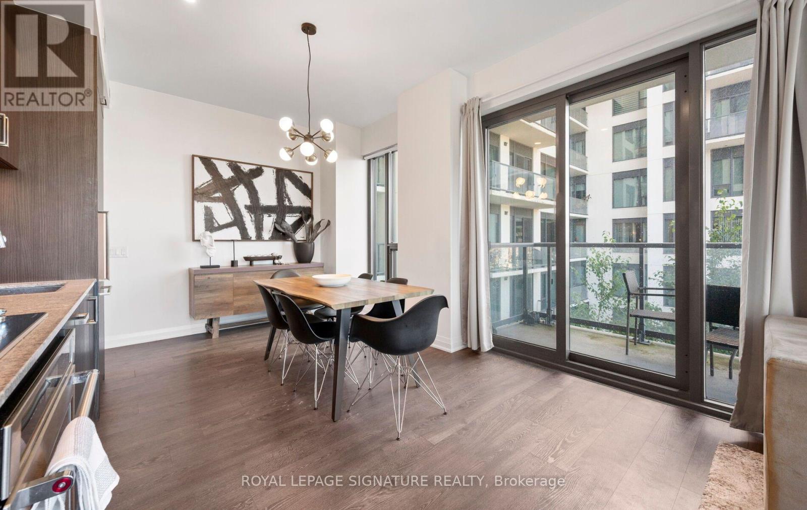 #526 280 HOWLAND AVENUE - Image 7