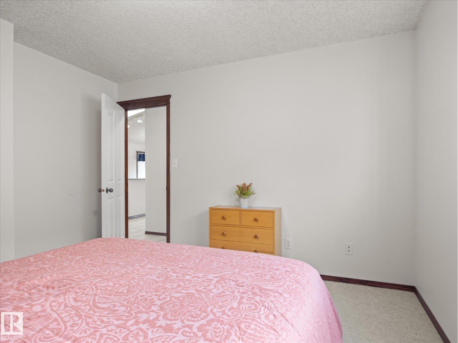 11413 118 ST NW - 19