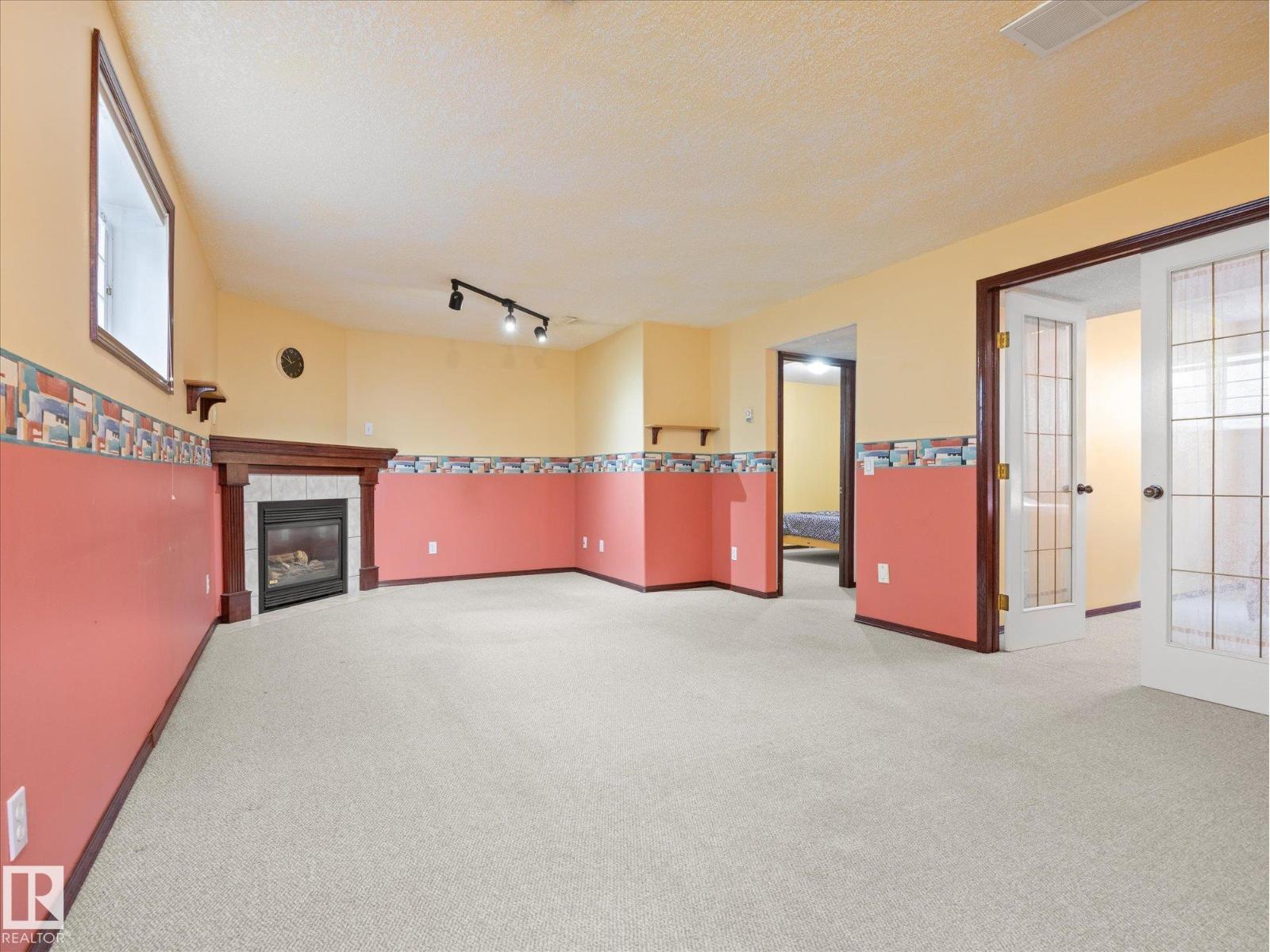11413 118 ST NW - 21
