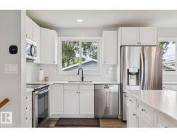 Bedroom 4 - 13428 117a Av Nw, Edmonton, AB T5M3J7 Photo 9