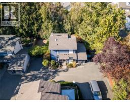 3 1096 Stoba Lane, Saanich, BC V8X2W5 Photo 40