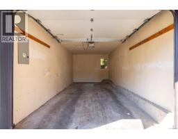 3 1096 Stoba Lane, Saanich, BC V8X2W5 Photo 48