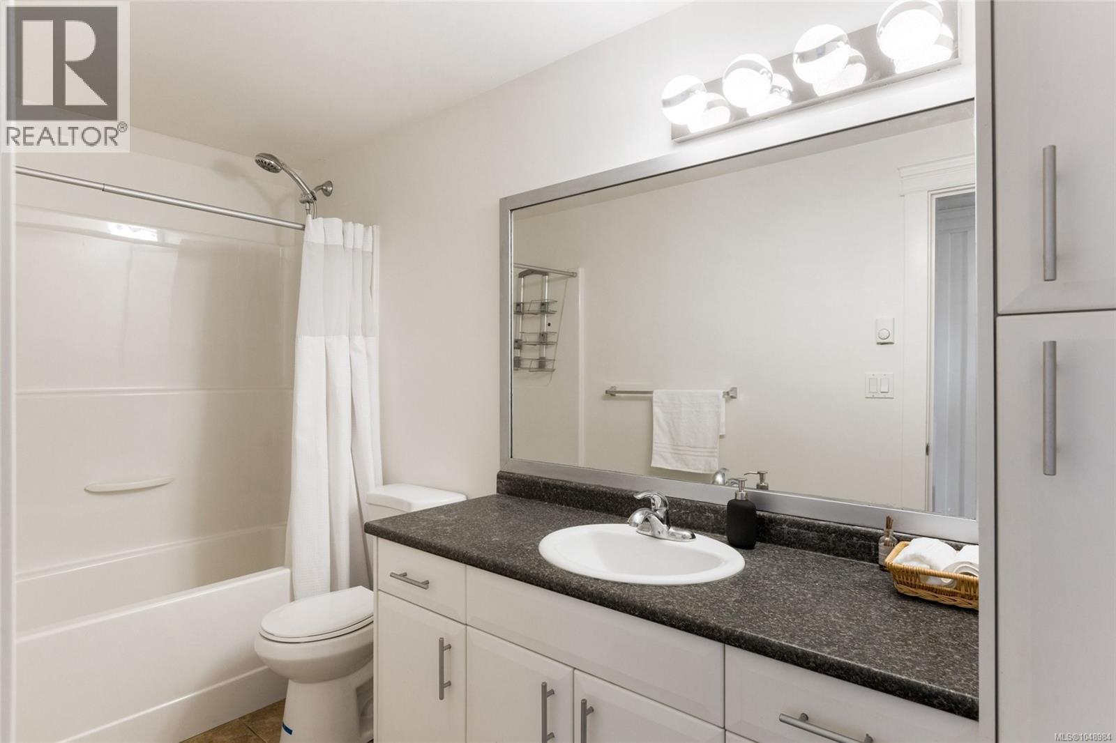 2287 Nicklaus Dr - Image 45